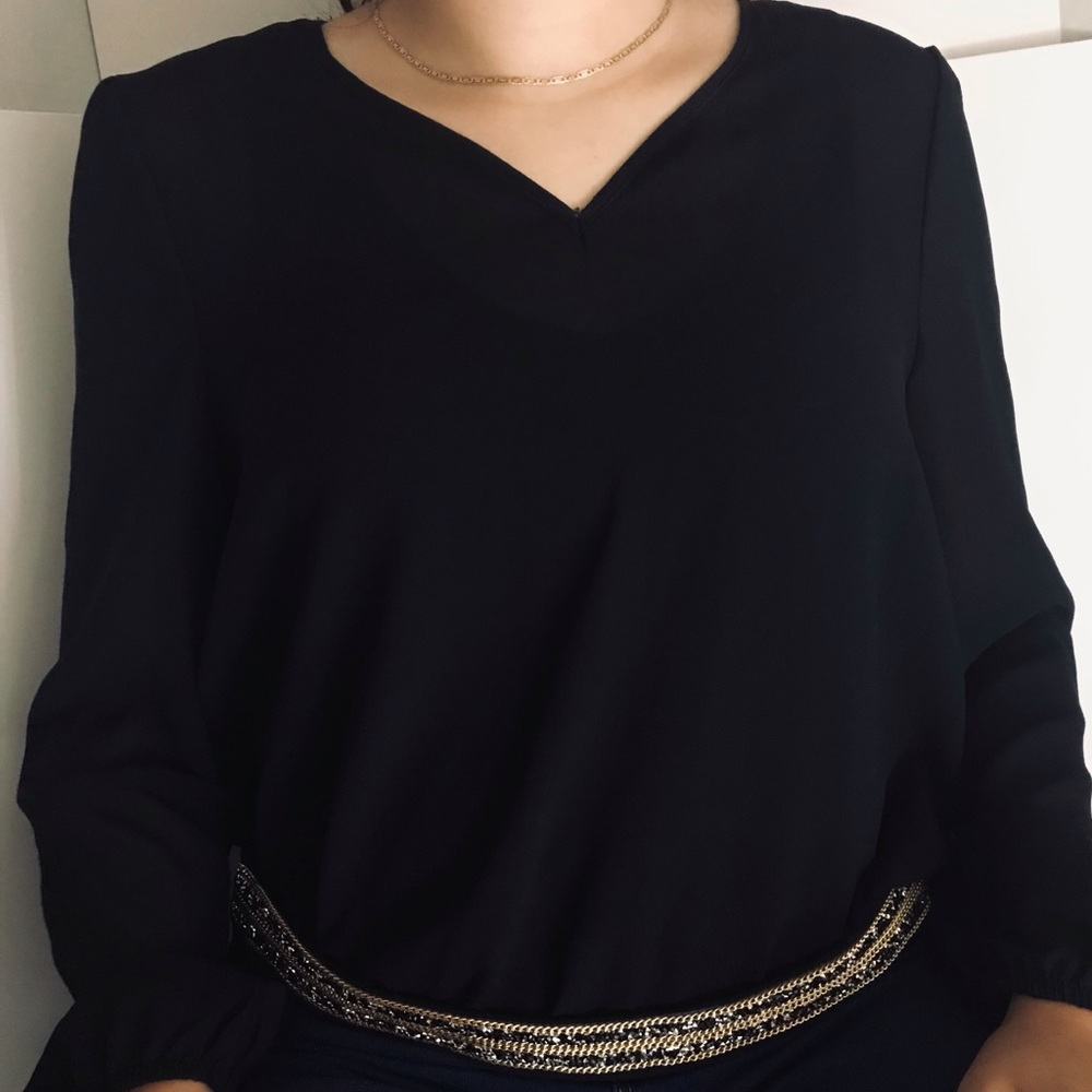 Casual v-neck long sleeve tee